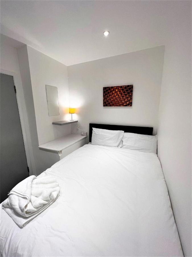 Stepney Green Beds To Stay 24 London Eksteriør billede