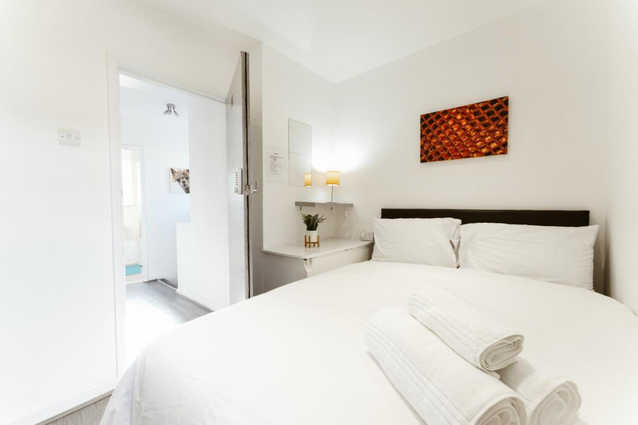 Stepney Green Beds To Stay 24 London Eksteriør billede