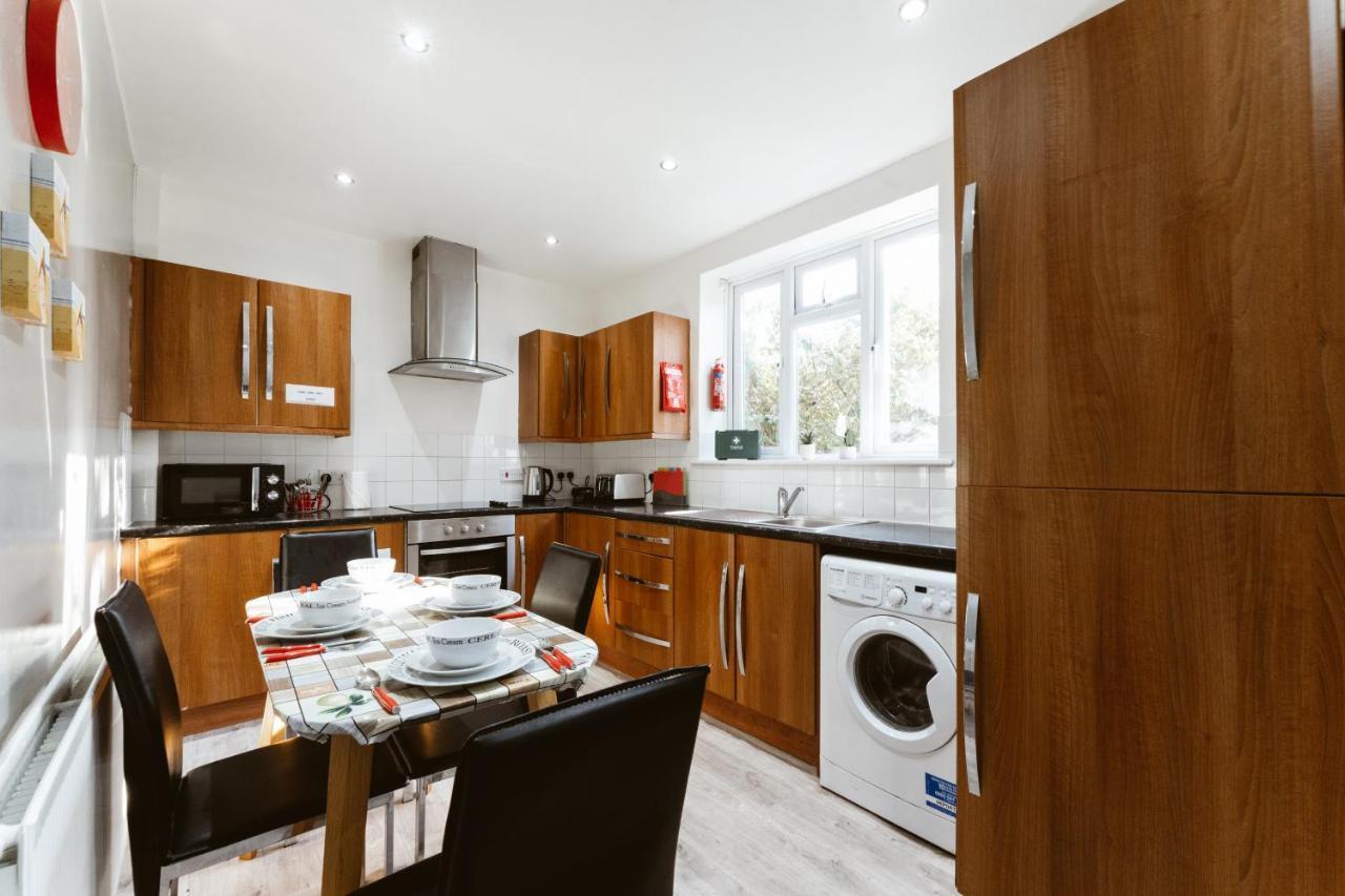 Stepney Green Beds To Stay 24 London Eksteriør billede