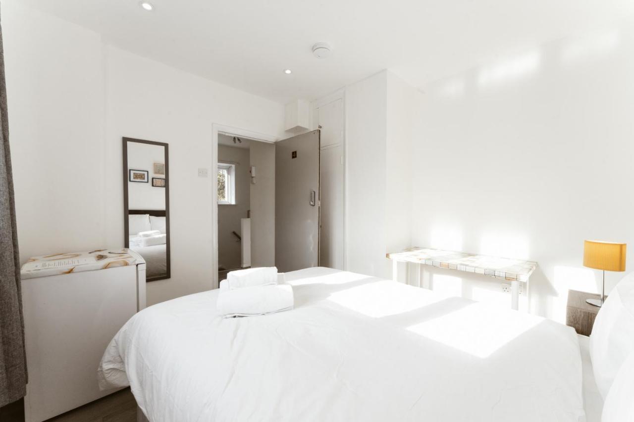 Stepney Green Beds To Stay 24 London Eksteriør billede